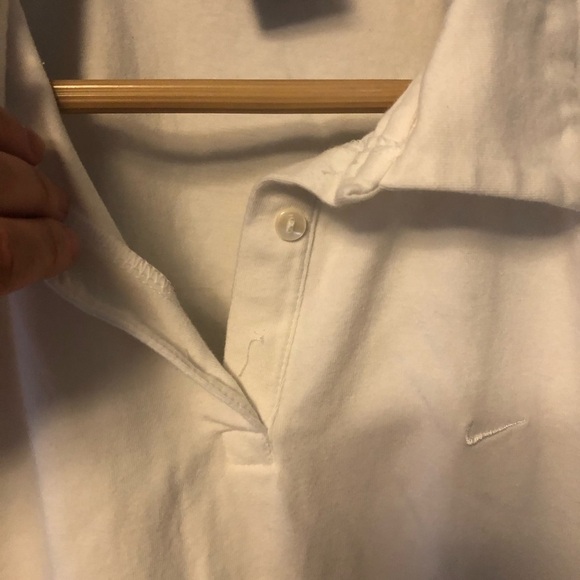 White Nike Collard shirt size large (12-14) - Picture 3 of 6